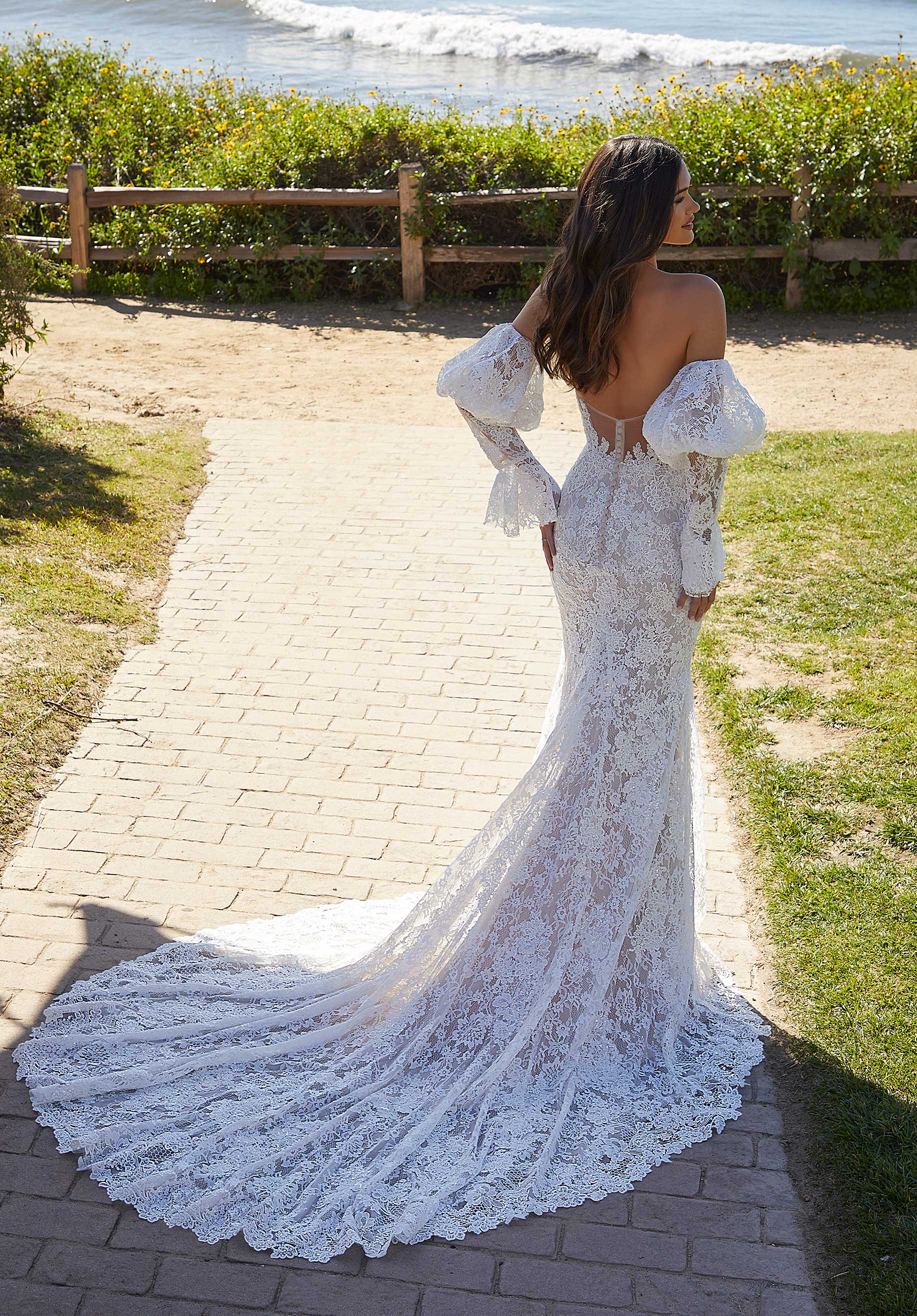 1212 Luciana