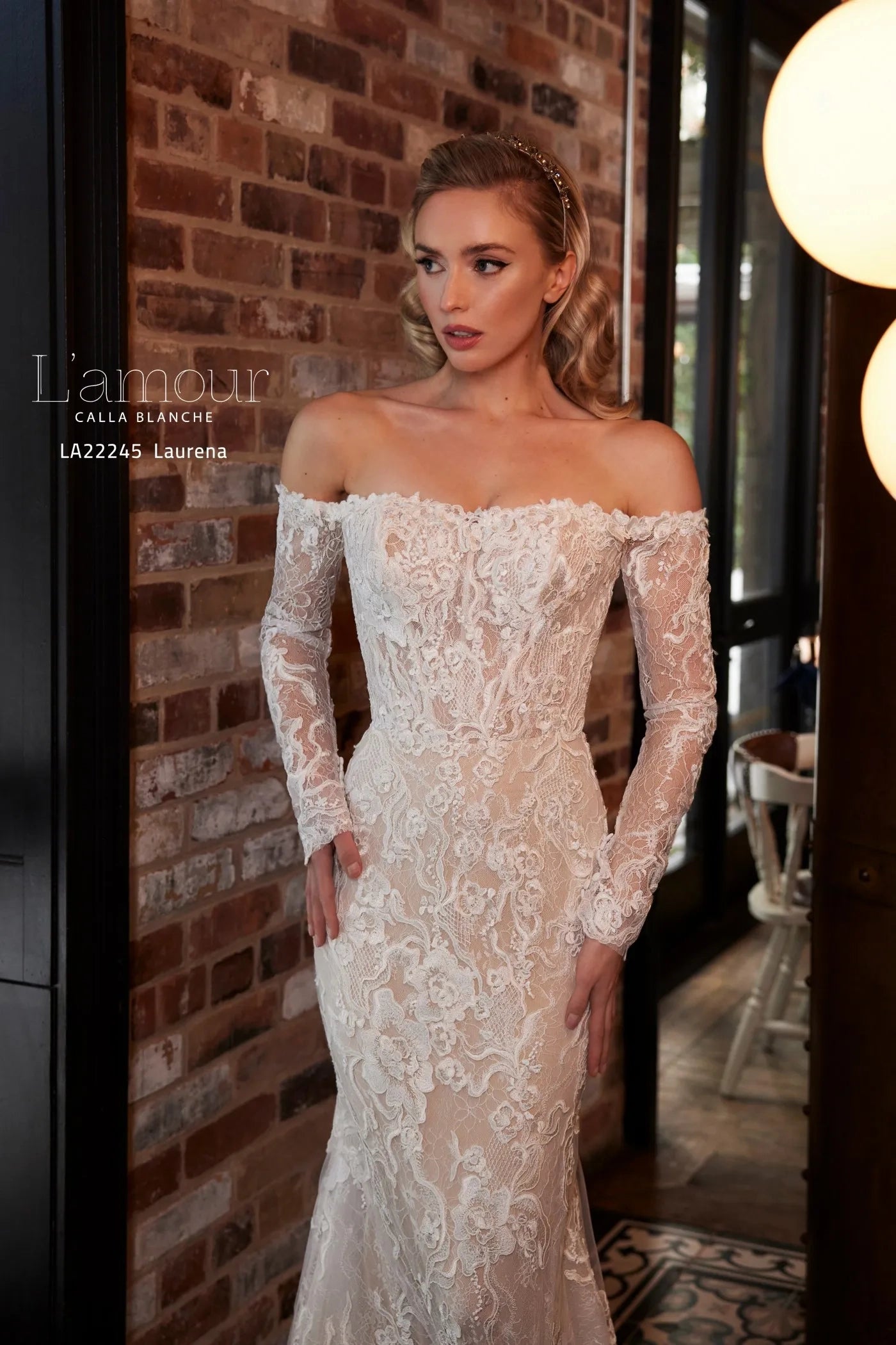LA22245